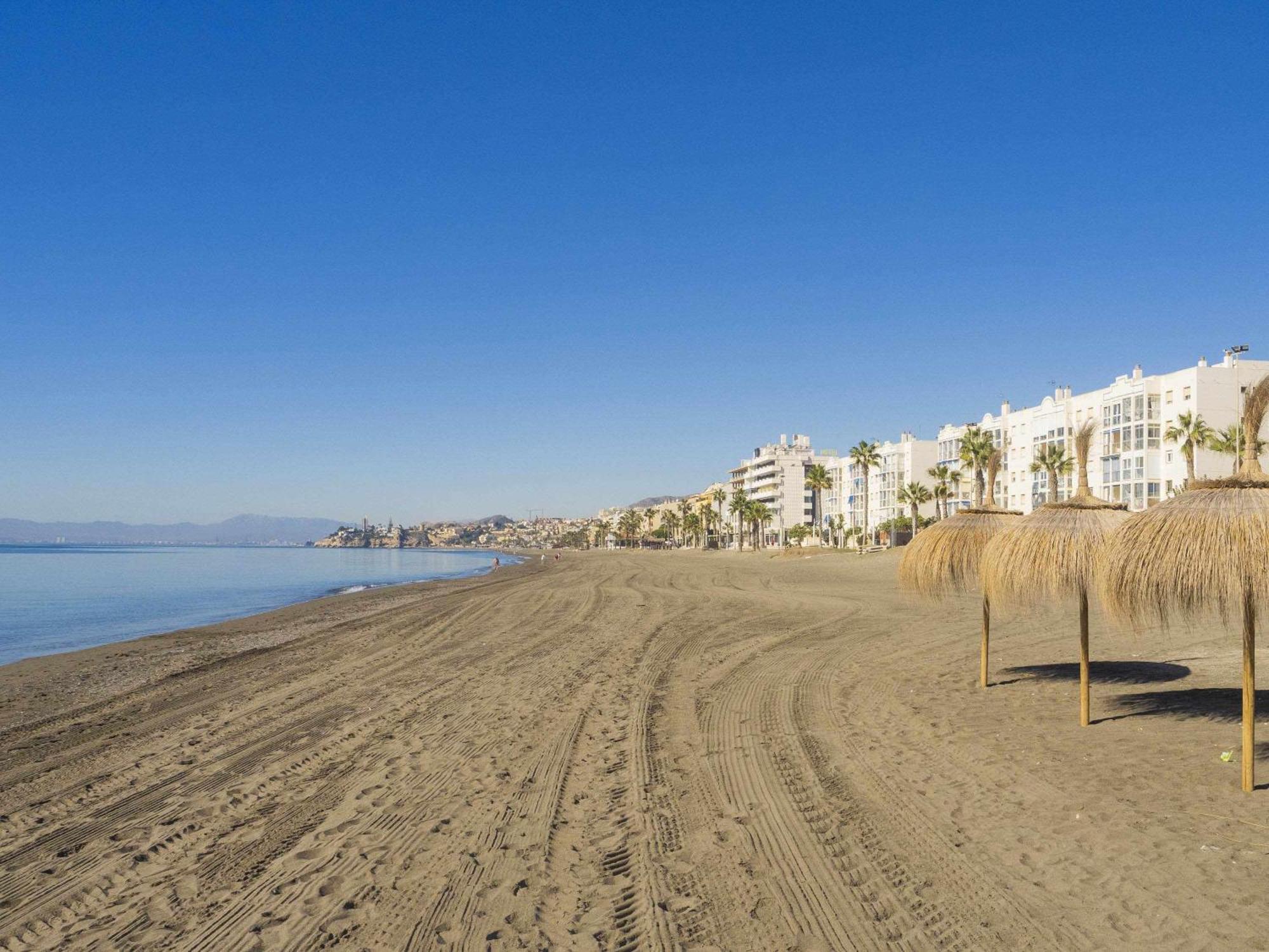 Apartamento Piscina y Parking en la Playa Rincón de la Victoria Exterior foto
