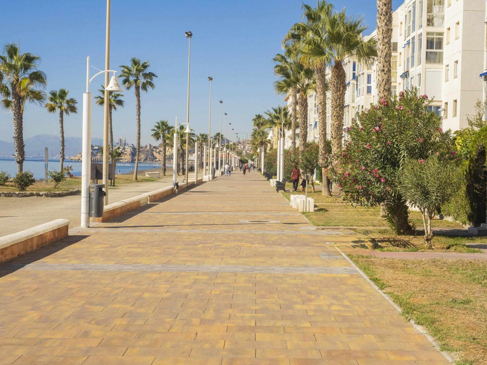 Apartamento Piscina y Parking en la Playa Rincón de la Victoria Exterior foto