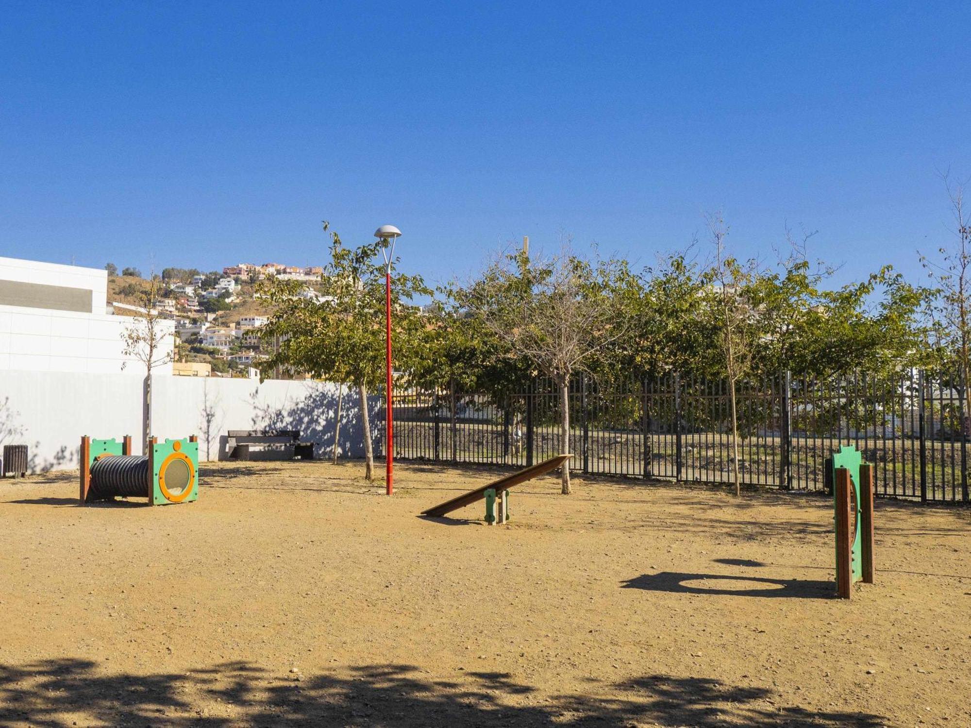 Apartamento Piscina y Parking en la Playa Rincón de la Victoria Exterior foto